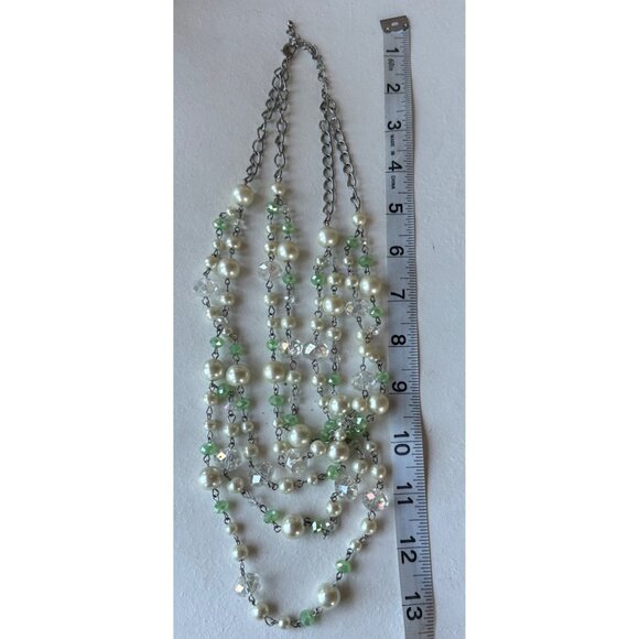 Unbranded Green Clear & White Beaded Fashion Jewelry Necklace 14.5" Height - Picture 6 of 6
